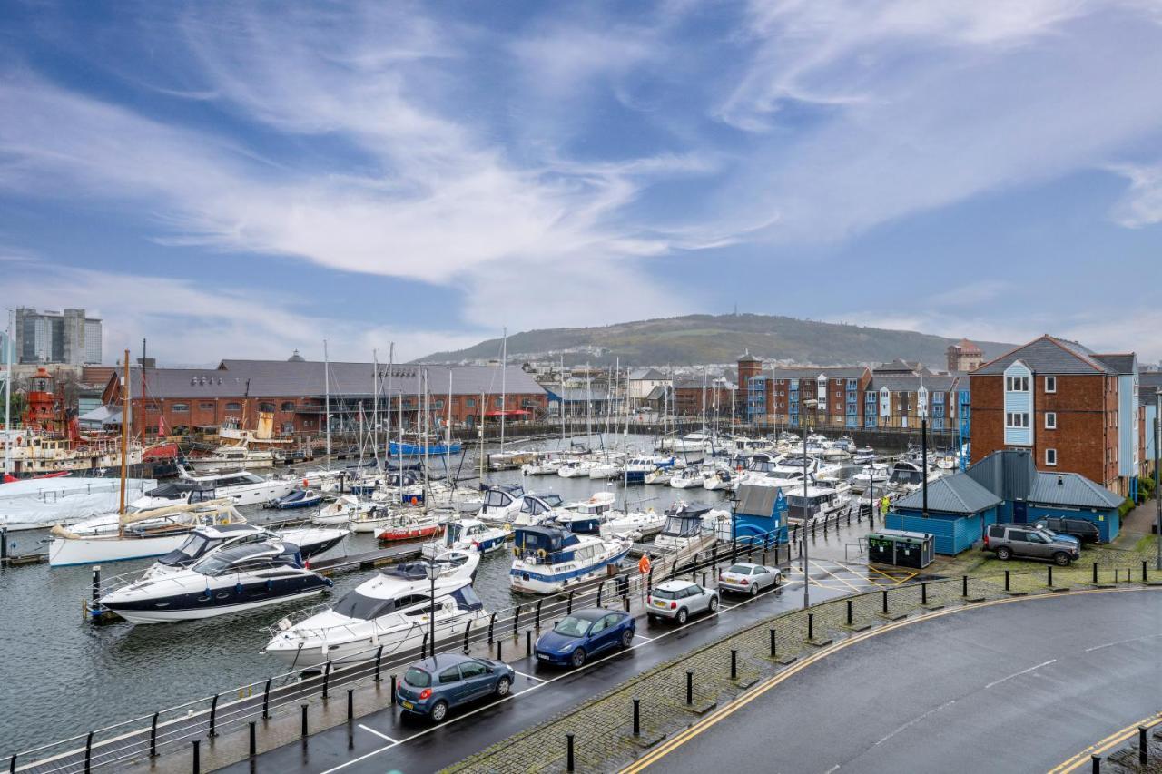 170 Ambassador House Apartment Swansea
